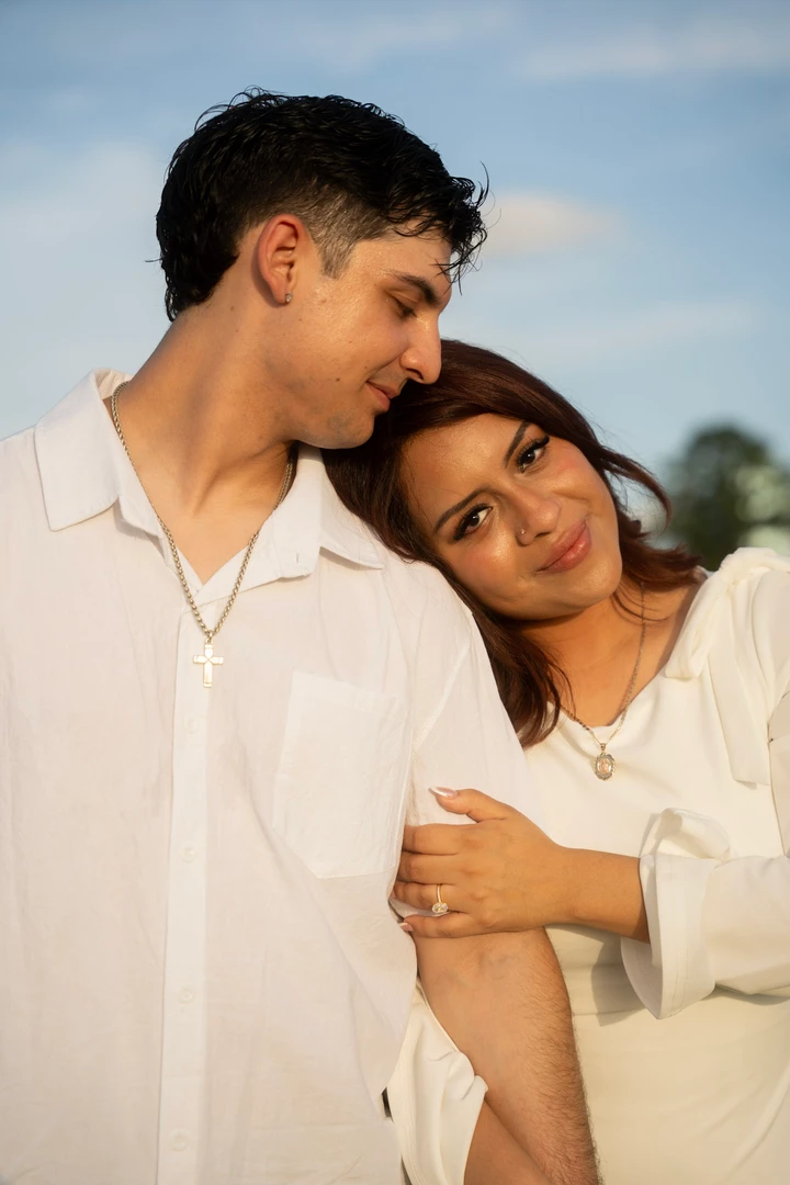 Engagement in the park — photograph 23.