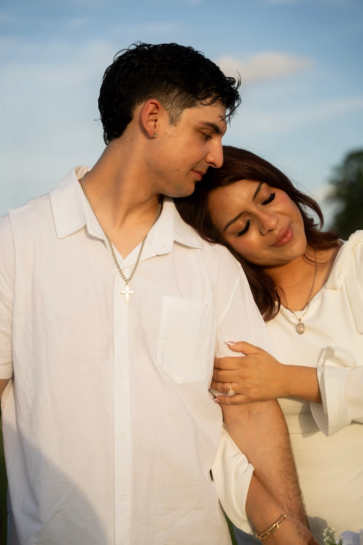 Engagement in the park — photograph 24.