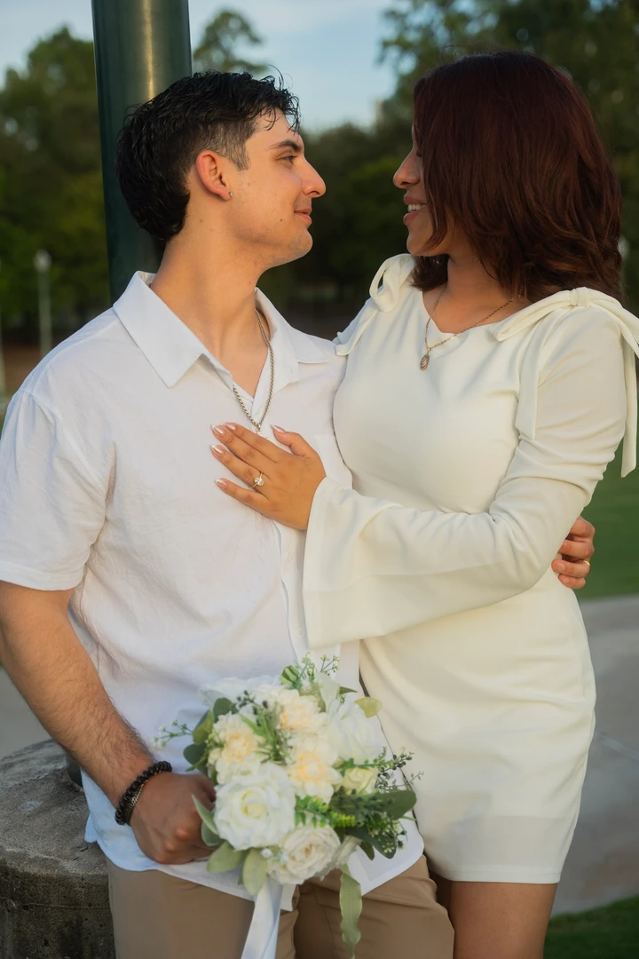 Engagement in the park — photograph 28.