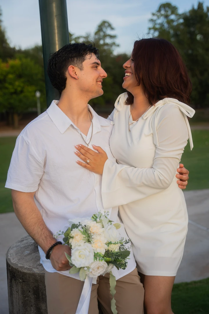 Engagement in the park — photograph 30.