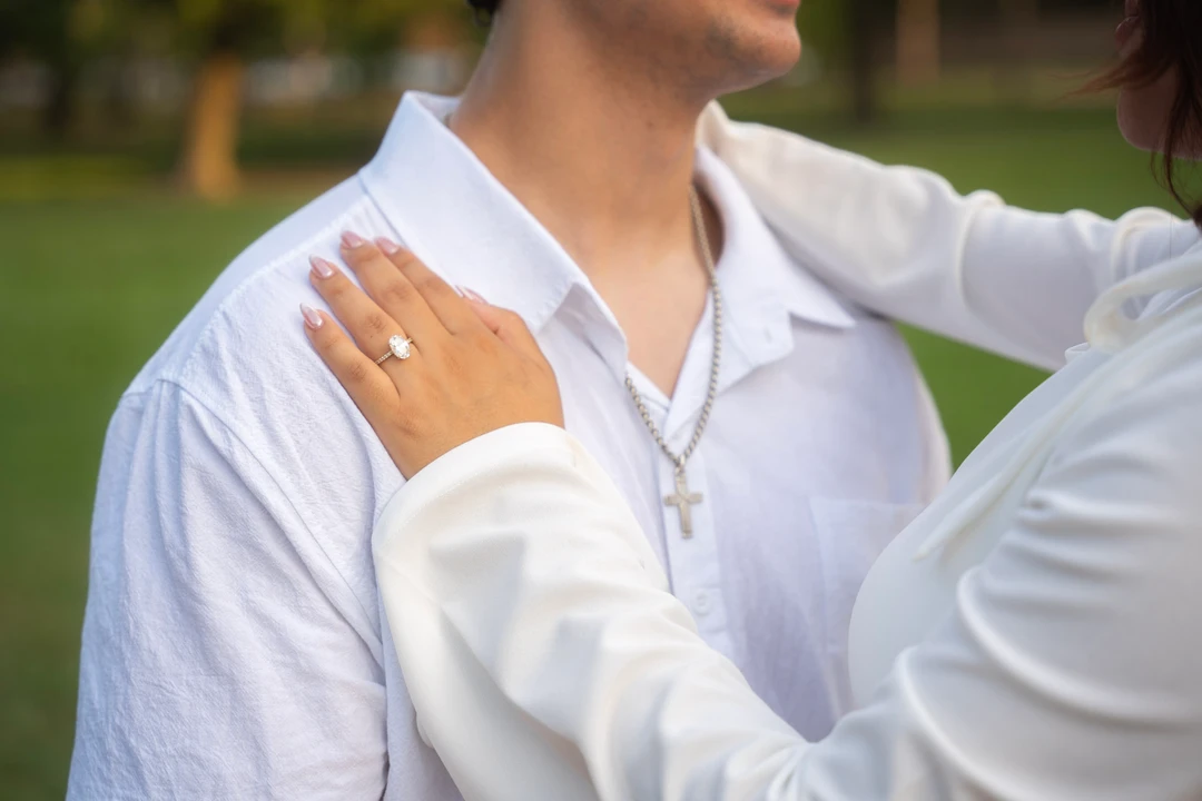 Engagement in the park — photograph 61.