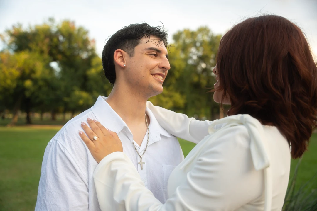 Engagement in the park — photograph 68.