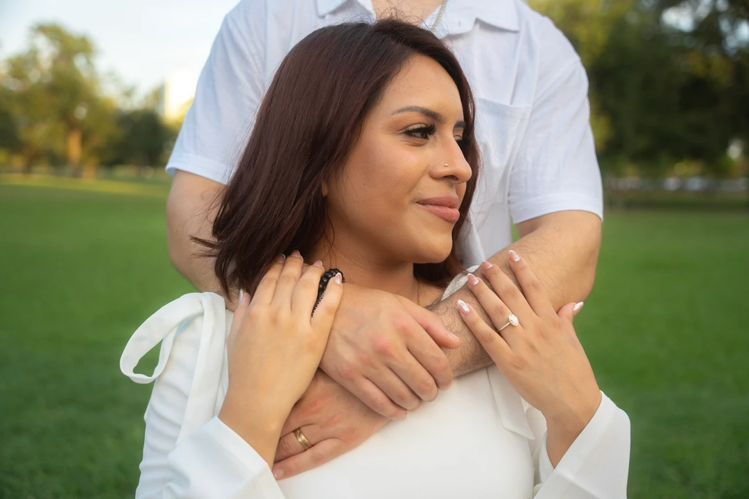 Engagement in the park — photograph 72.