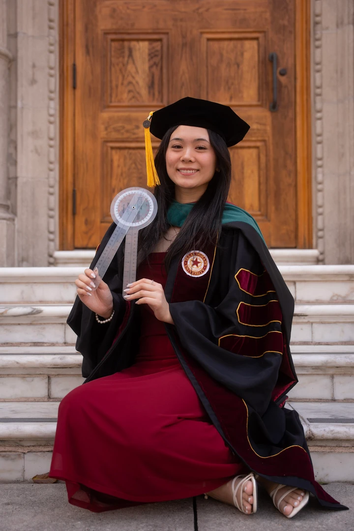 Graduation / March — photograph 30.
