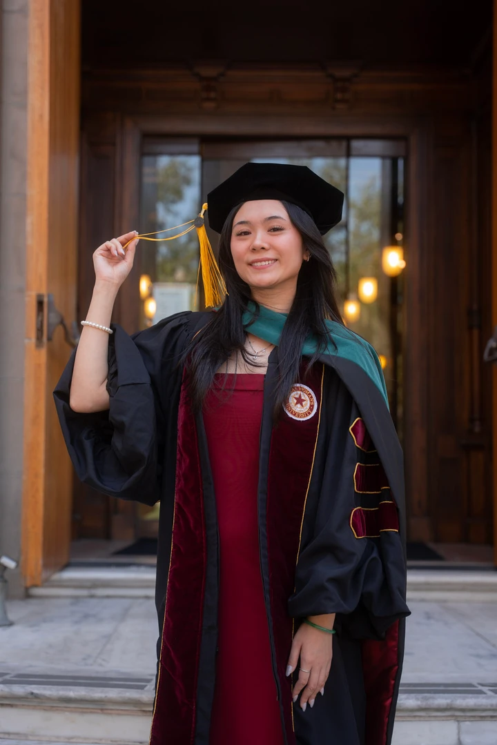 Graduation / March — photograph 39.