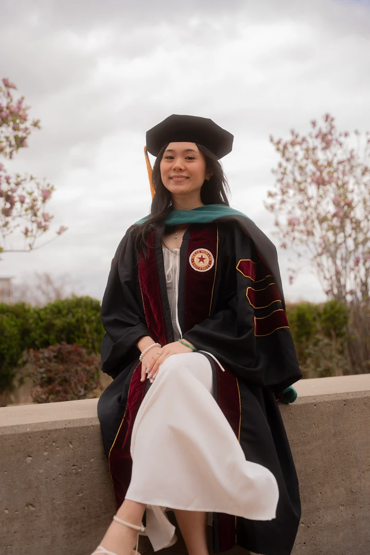 Graduation / March — photograph 9.